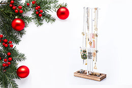On This Christmas Give the Best Gift for Your Loved One - Jewelry Tree Stand