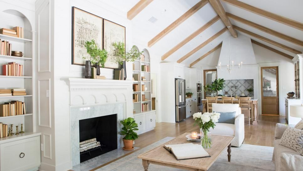 7 Expert Tips for Organizing a Small Home