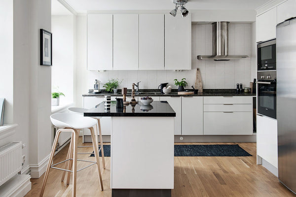 5 Easy Kitchen Updates - Ideas before Kitchen Upgrade